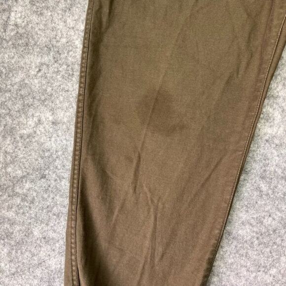 Aritzia TNA Joggers Womens 4 Green Smocked Pants Drawstrings Athleisure - Picture 15 of 16